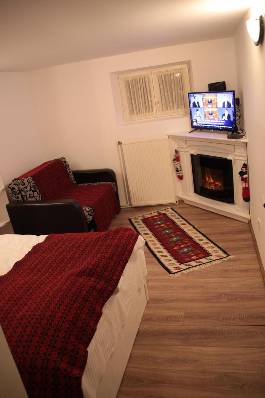 Republicii Rustic Apartament In Brasov City Center Ngoại thất bức ảnh