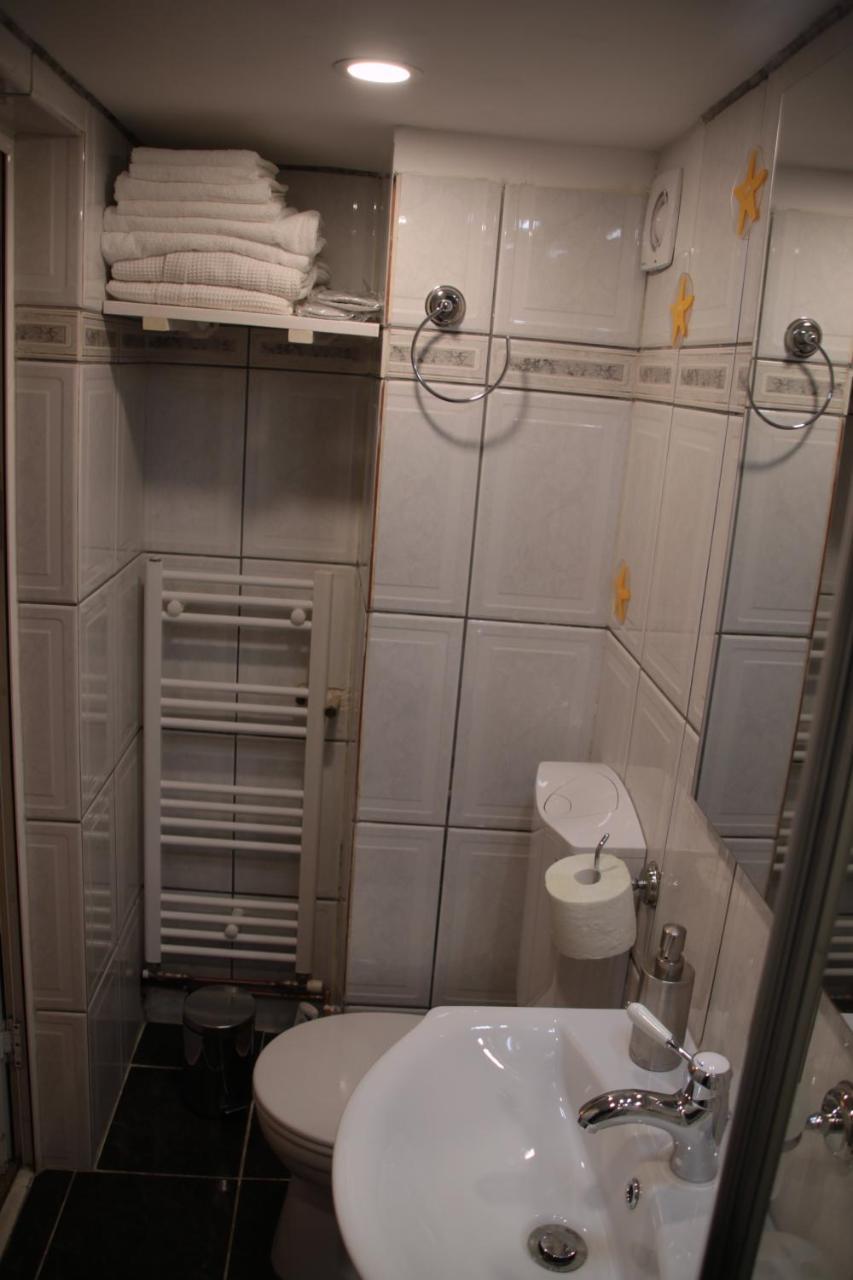 Republicii Rustic Apartament In Brasov City Center Ngoại thất bức ảnh